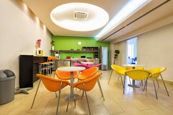 Area break Ufficio: 7 consigli per l'arredamento perfetto